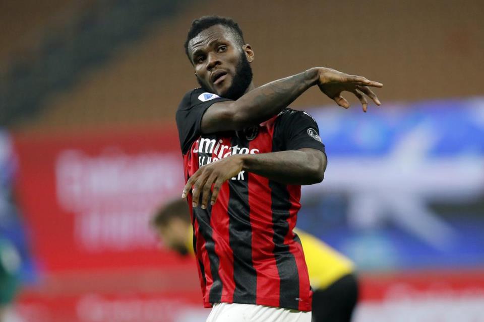 Franck Kessie Ogah Perpanjang Kontrak di Milan, Agen: Gajinya Kecil