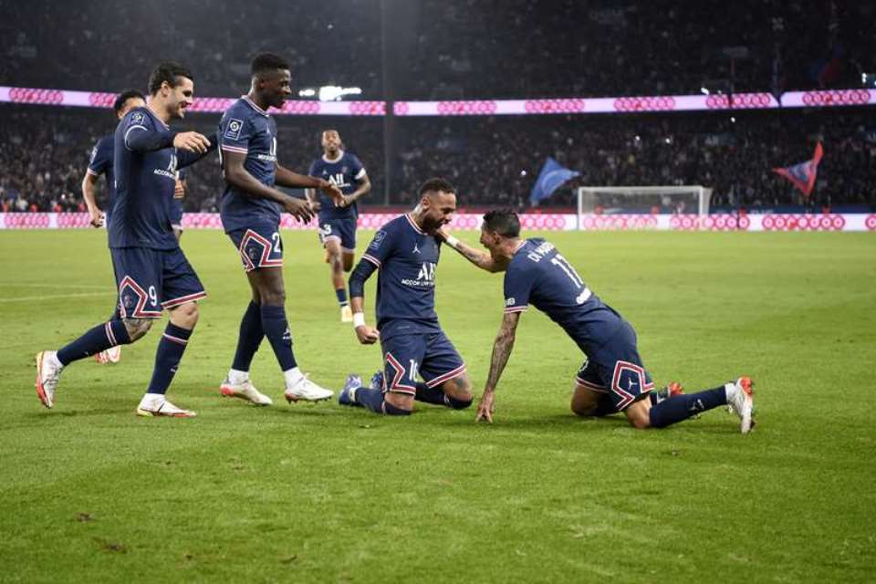 PSG Butuh Minum Dulu Untuk Bisa Comeback Lawan Lille