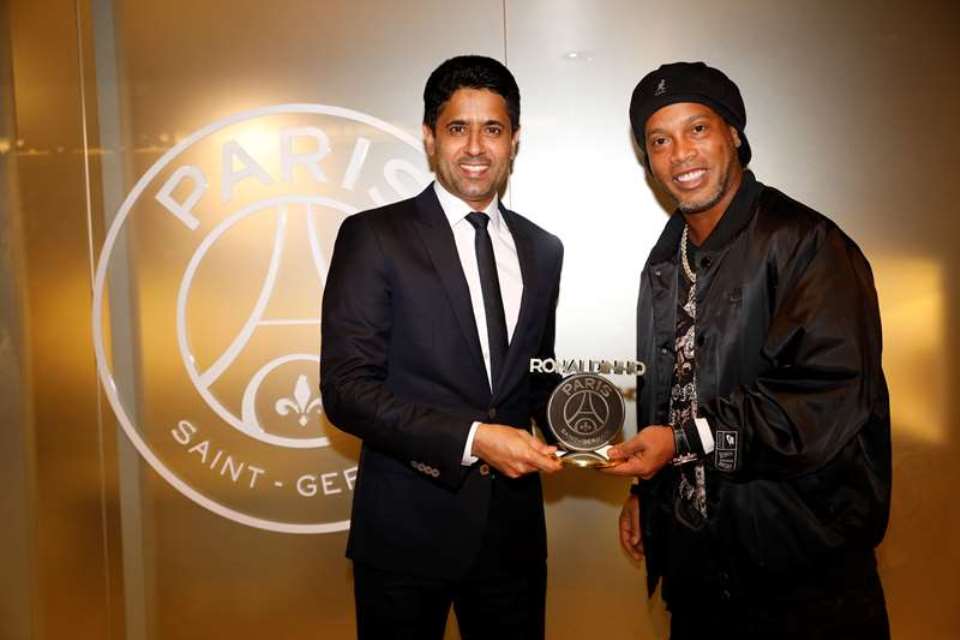 Ronaldinho: Sabar, PSG Masih Butuh Waktu Untuk Jadi Tim Super