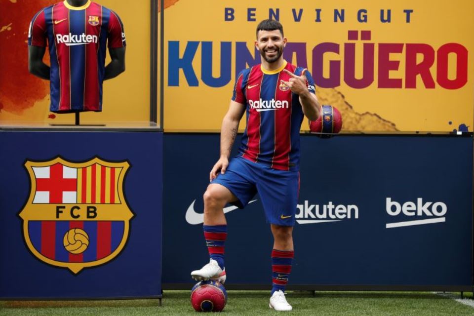 Di Tengah Badai Cedera, Sergio Aguer Beri Harapan Untuk Barcelona