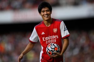 Baru Datang, Tomiyasu Langsung Terpilih Sebagai Pemain Terbaik di Arsenal
