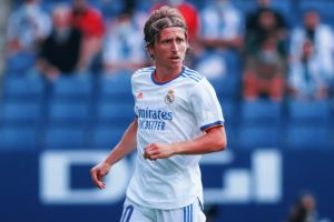 Luka Modric Tebar Kode Bertahan di Real Madrid
