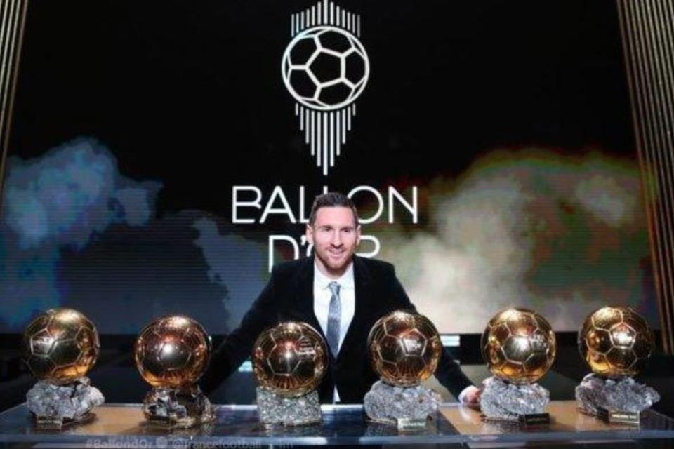 Bocor! Lionel Messi Menangi Ballon d'Or Untuk Ketujuh Kalinya