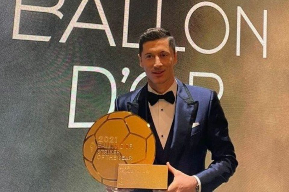 Lewandowski Gagal Raih Ballon d'Or 2021, Franch Football Tuai Kritikan