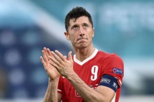 Bayern Munich Bantah Rumor Kepindahan Lewandowski