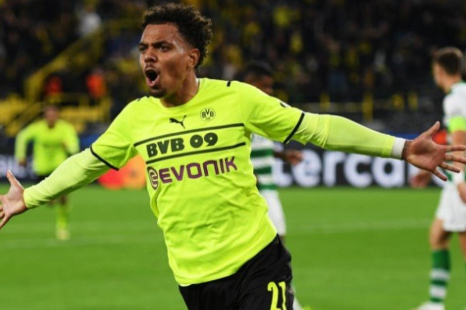 Hadapi Pekan Sibuk, Borussia Dortmund Kehilangan Donyell Malen
