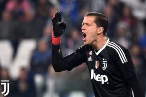 Meski Menang, Wojciech Szczesny Kritik Lini Pertahanan Juventus