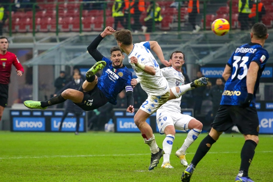 Gol Akrobatik Ranocchia Loloskan Inter ke 8 Besar Coppa Italia
