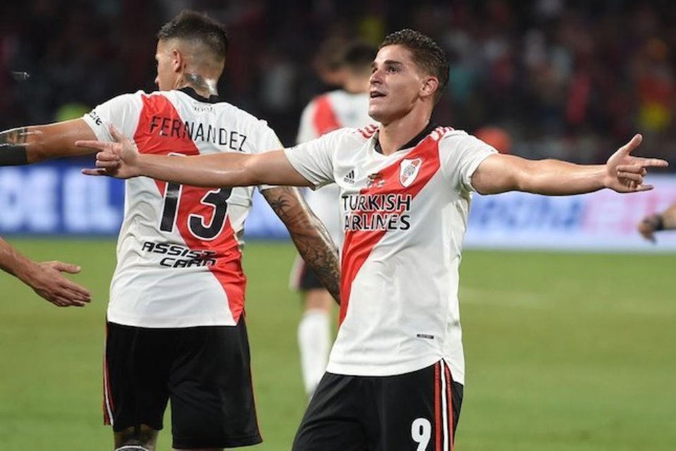 Man City Resmi Dapatkan Julian Alvarez dari River Plate