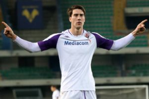 Dusan Vlahovic Tinggalkan Fiorentina dengan Kepala Tegak