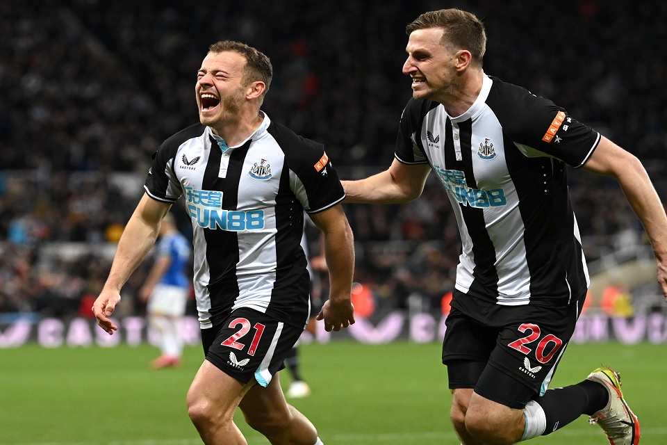 Dihiasi Dua Gol Bunuh Diri, Newcastle Berhasil Bekuk Everton Di St James Park