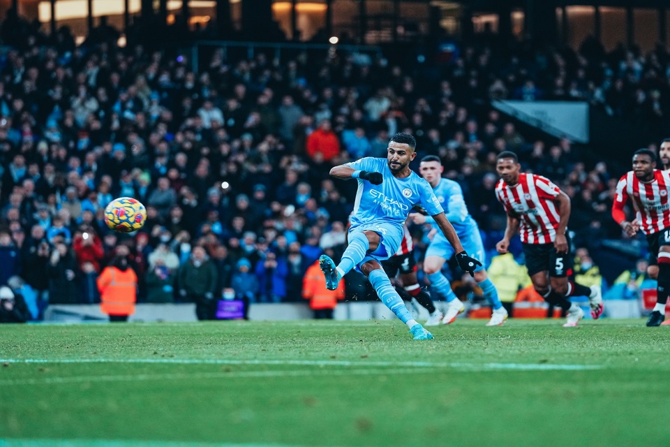 Manchester City Tumbangkan Brentford Dengan Dua Gol Tanpa Balas