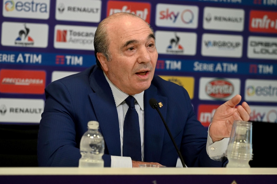 Presiden Fiorentina Sakit Hati Dibohongi Vlahovic dan Agennya