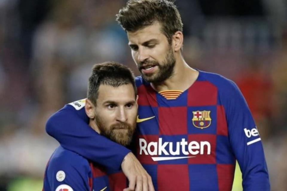 Gerard Pique Ketahuan Minta Barcelona Usir Lionel Messi