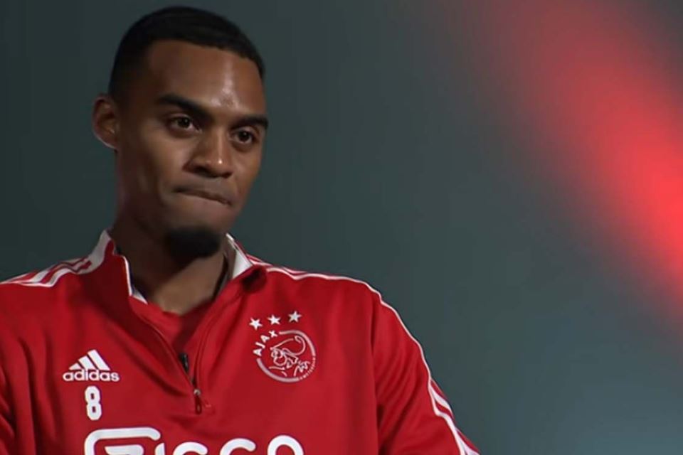 Bintang Ajax Amsterdam Diproyeksikan Jadi Jendral Baru Barcelona