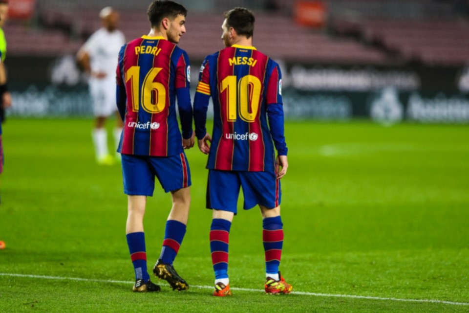 Kangen Main Bareng, Pedri Berharap Lionel Messi Kembali ke Barcelona