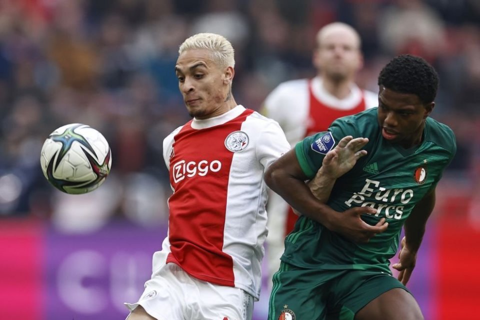 Tak Bisa Dapatkan Darwin Nunez, Man United Langsung Beralih Ke Striker Ajax