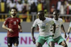 Sadio Mane dan Idrissa Gueye berhasil membawa Timnas Senegal lolos ke Piala Dunia 2022 Qatar usai kalahkan Timnas Mesir lewat adu penalti.