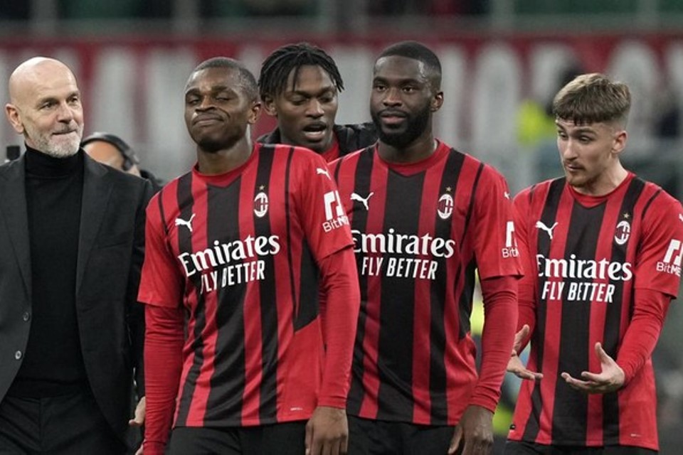 Skuad Mayoritas Pemain Muda, AC Milan Diingatkan Mental Bertanding yang Labil