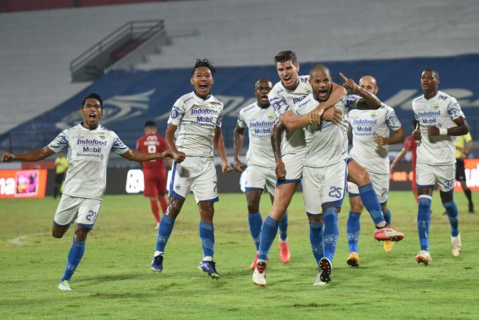 Klasemen Liga 1: Terkam Persija, Persib Hantui Bali United