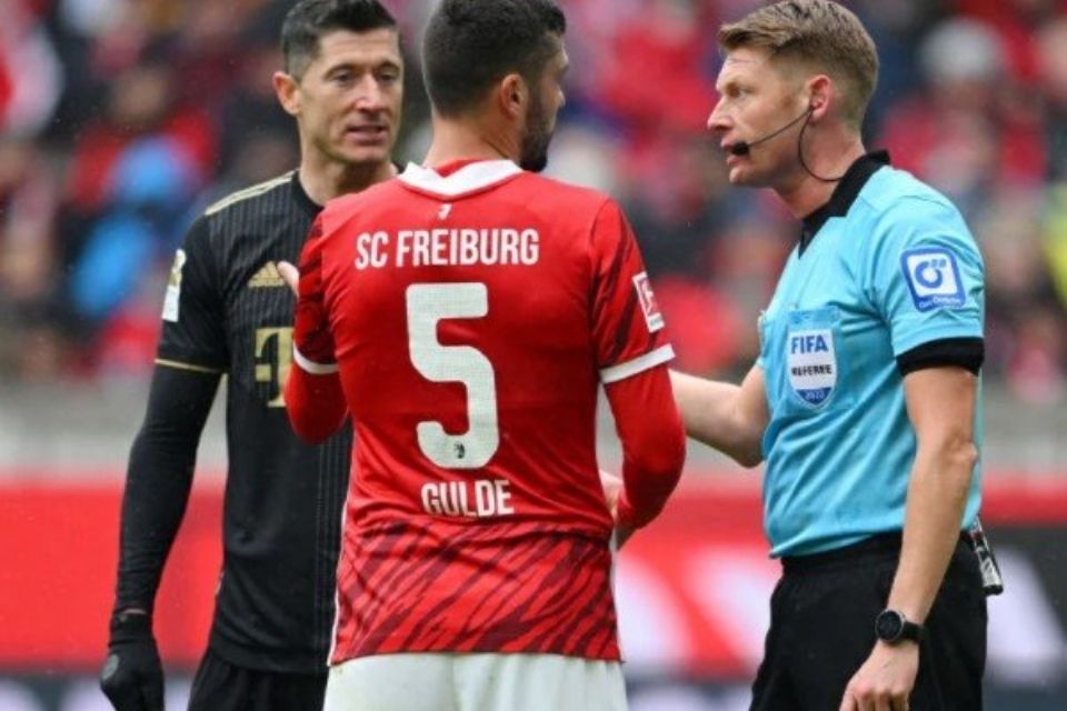 Merasa Dicurangi, Freiburg Ajukan Banding Kepada Bayern Munich