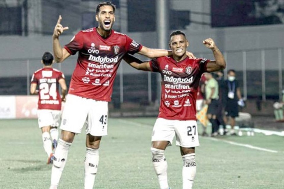Bali United Perpanjang Kontrak Dua Pemain Veterannya