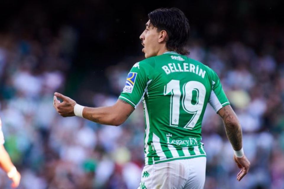 Hector Bellerin Ingin Bertahan di Real Betis, Bagaimana Respon Arsenal?