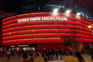 Stadionnya Dikritik Presiden Eintracht Frankfurt, Presiden Sevilla Buka Suara