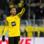 Tampil Buruk, Dortmund Siap Buang Manuel Akanji