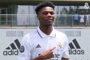 Ada Satu Nama yang Tak Senang dengan Kedatangan Tchouameni ke Real Madrid, Siapa?