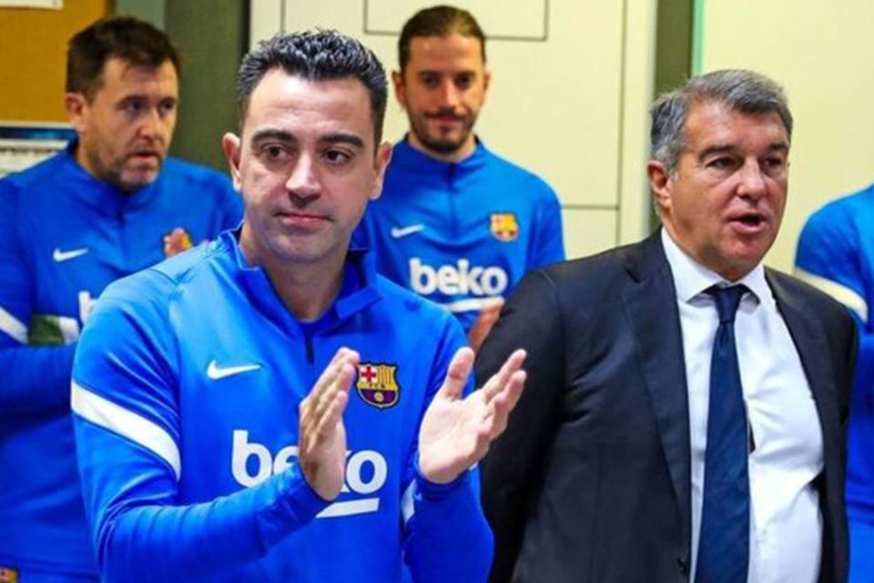 Xavi Hernandez dan Joan Laporta Bakal Duduk Bersama Bahas Rencana Transfer Klub