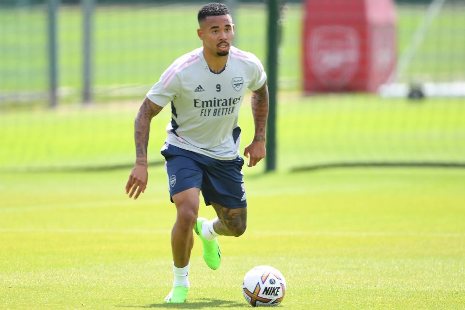 Odegaard Bilang Arsenal Beruntung Dapatkan Gabriel Jesus