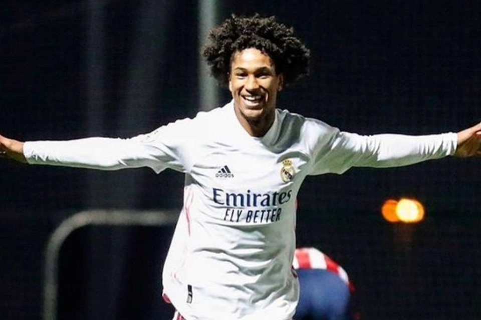 Youngster Real Madrid Teken Kontrak HIngga 2025, Siapa?