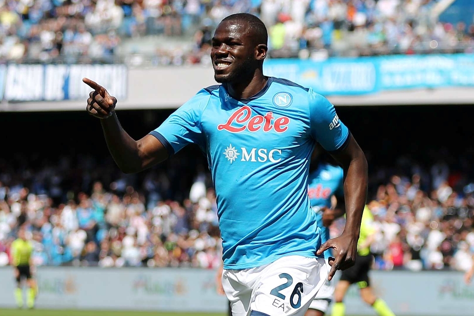 Tak Mau Khianati Fans Napoli, Koulibaly Enggan Merapat ke Juventus