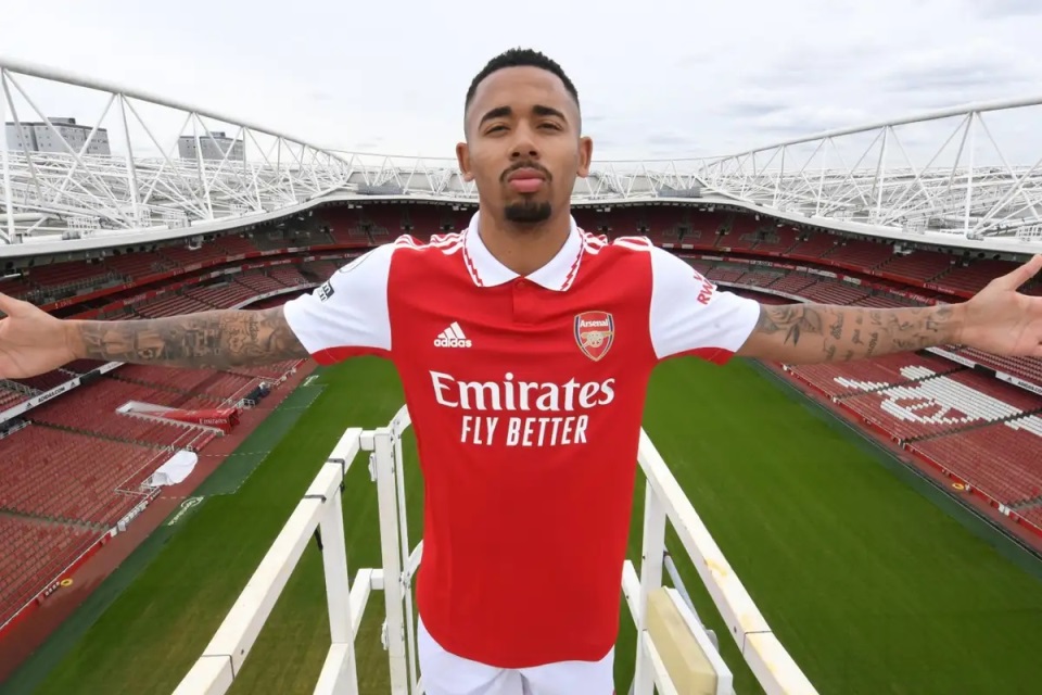 Tinggalkan City Untuk Arsenal Jadi Kemunduran Karier Buat Gabriel Jesus