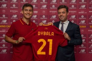 Tolak Nomor 10 di AS Roma, Dybala Sudah Identik dengan Francesco Totti