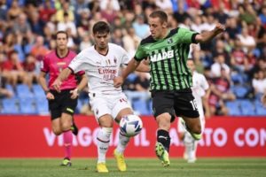 AC Milan Kerepotan Hadapi Taktik Parkir Bus Ala Sassuolo