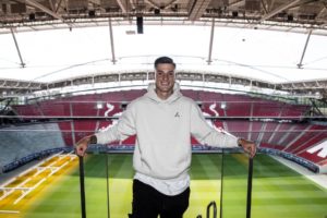 Bukan Man United, Benjamin Sesko Resmi ke RB Leipzig