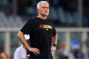 Main Bertahan Lawan Salernitana, Mourinho: AS Roma Butuh Striker Baru