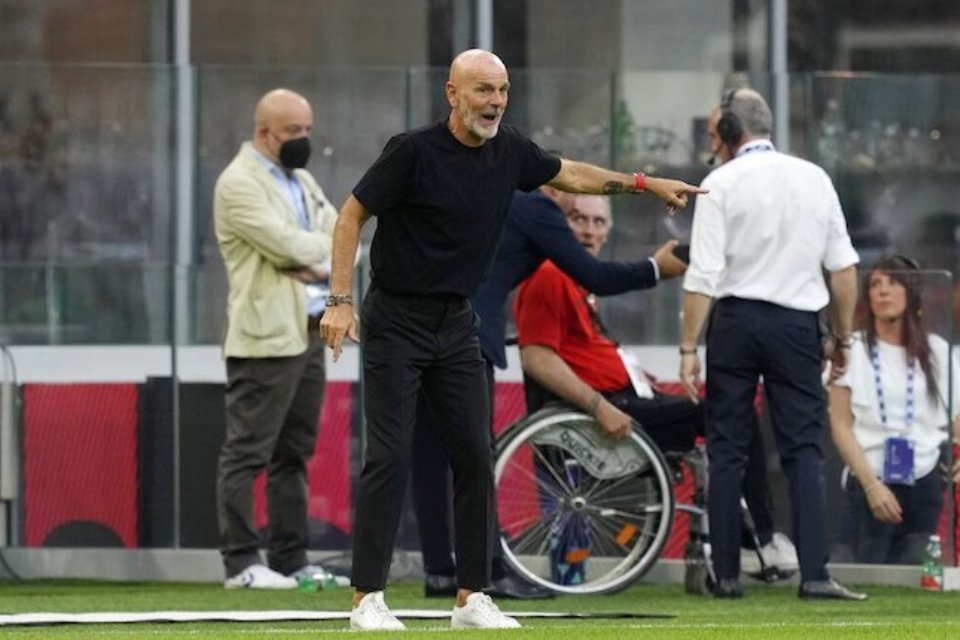 Pioli Kesal AC Milan Kebobolan Dari Bola-Bola Mati