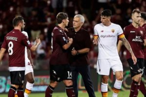 Salernitana Rekrut 10 Pemain Baru, Mourinho Tak Yakin AS Roma Menang