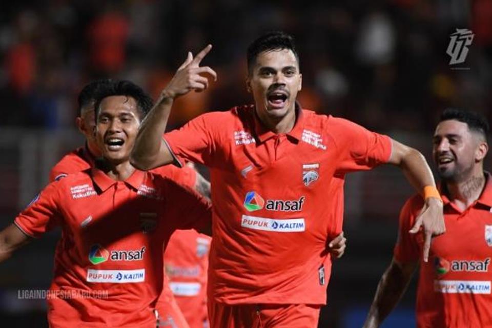 Bungkam Persis, Pesut Etam Salip Madura United ke Puncak Klasemen