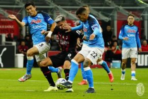 Napoli Hentikan Rentetan 22 Laga Tak Terkalahkan AC Milan
