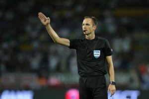 Sporting vs Tottenham: Tuan Rumah Waspadai Wasit Srdjan Jovanovic