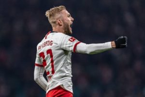 Konrad Laimer Menyesal Gagal Hengkang ke Bayern Munich