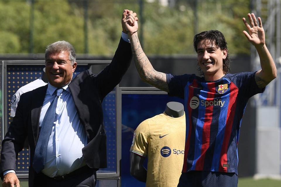 Presiden Real Betis Beberkan Alasan Gagal Rekrut Pemain Baru Barcelona