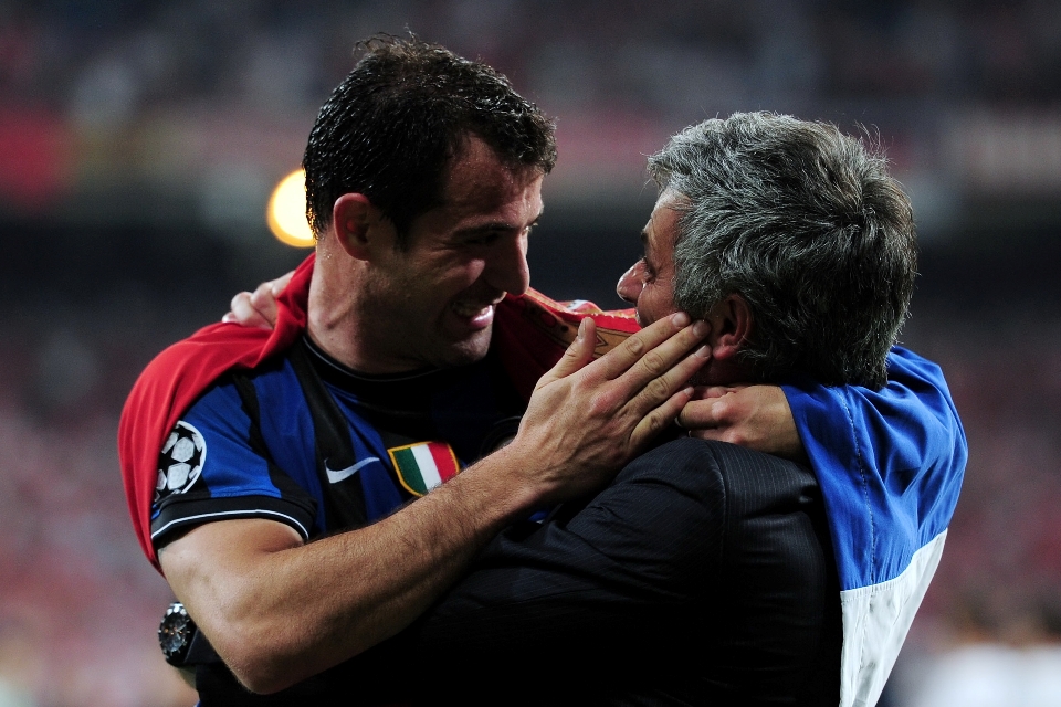 Sampdoria vs Roma: Stankovic Lupakan Sejenak Pertemanannya Dengan Mourinho
