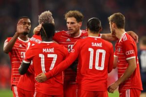 Kenang Korban Tragedi Kanjuruhan, Fans Bayern Munich Pasang Spanduk Khusus di Liga Champions
