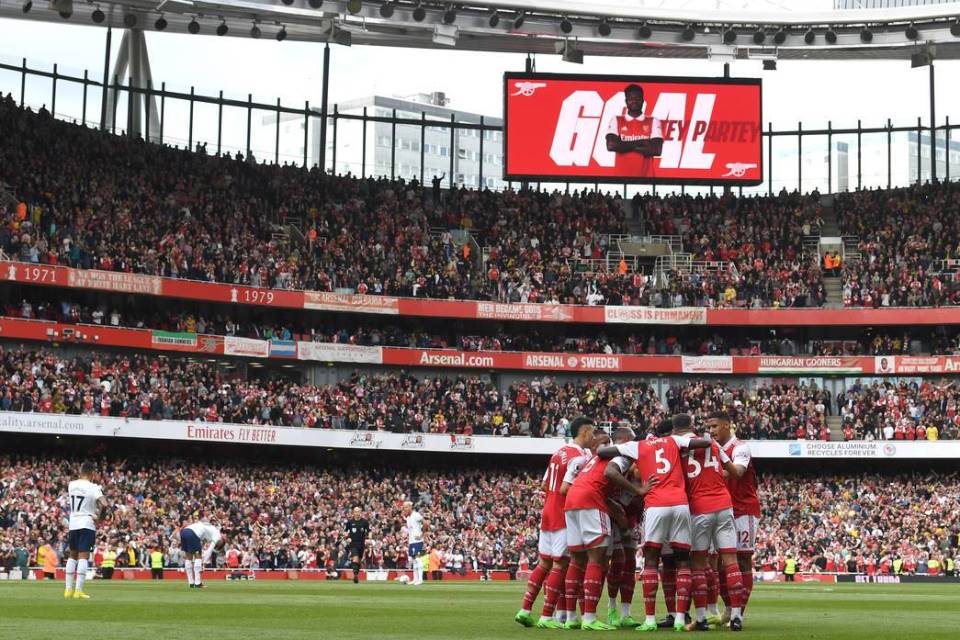 Arsenal Gemilang, Legenda United Tak Yakin Gunners Juara