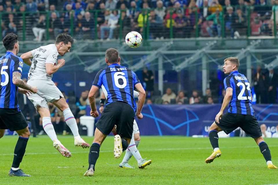Hasil Inter vs Barcelona: Satu Gol Calhanoglu Sukses Bungkam Azulgrana